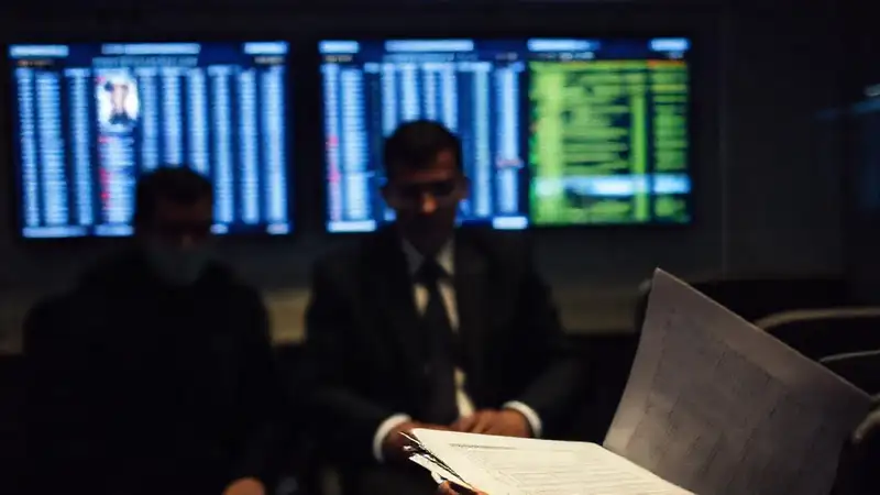 Documentos legales y sombras guardan secretos